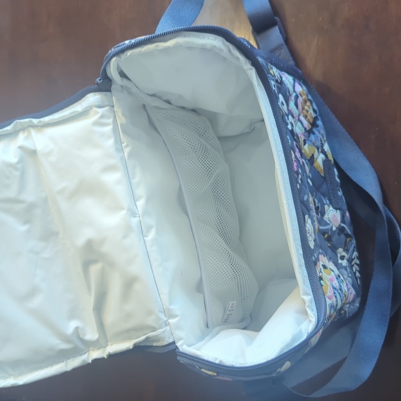 Vera Bradley Charmont Meadow Insulated Crossbody Lunch Bag Tote - Picture 3 of 3